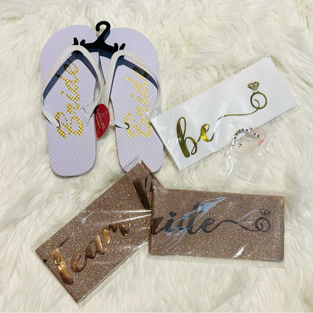 Gold and White Bride Flip Flops Set